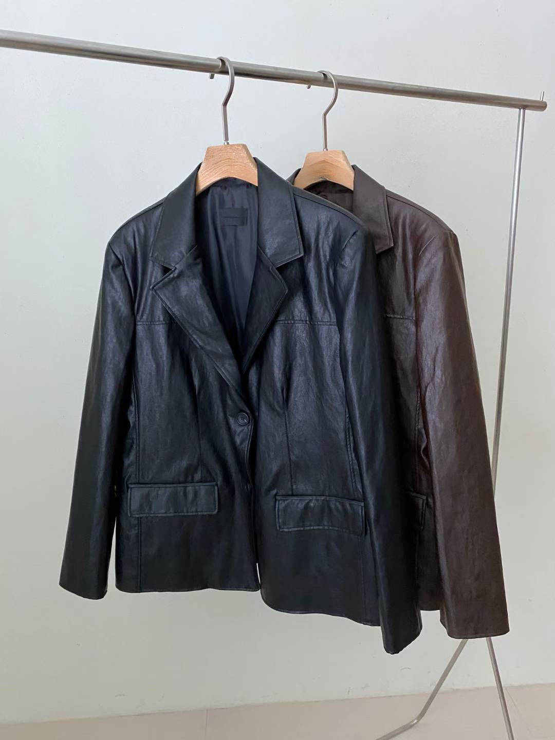 U132 Noir Faux Leather Blazer (Display)