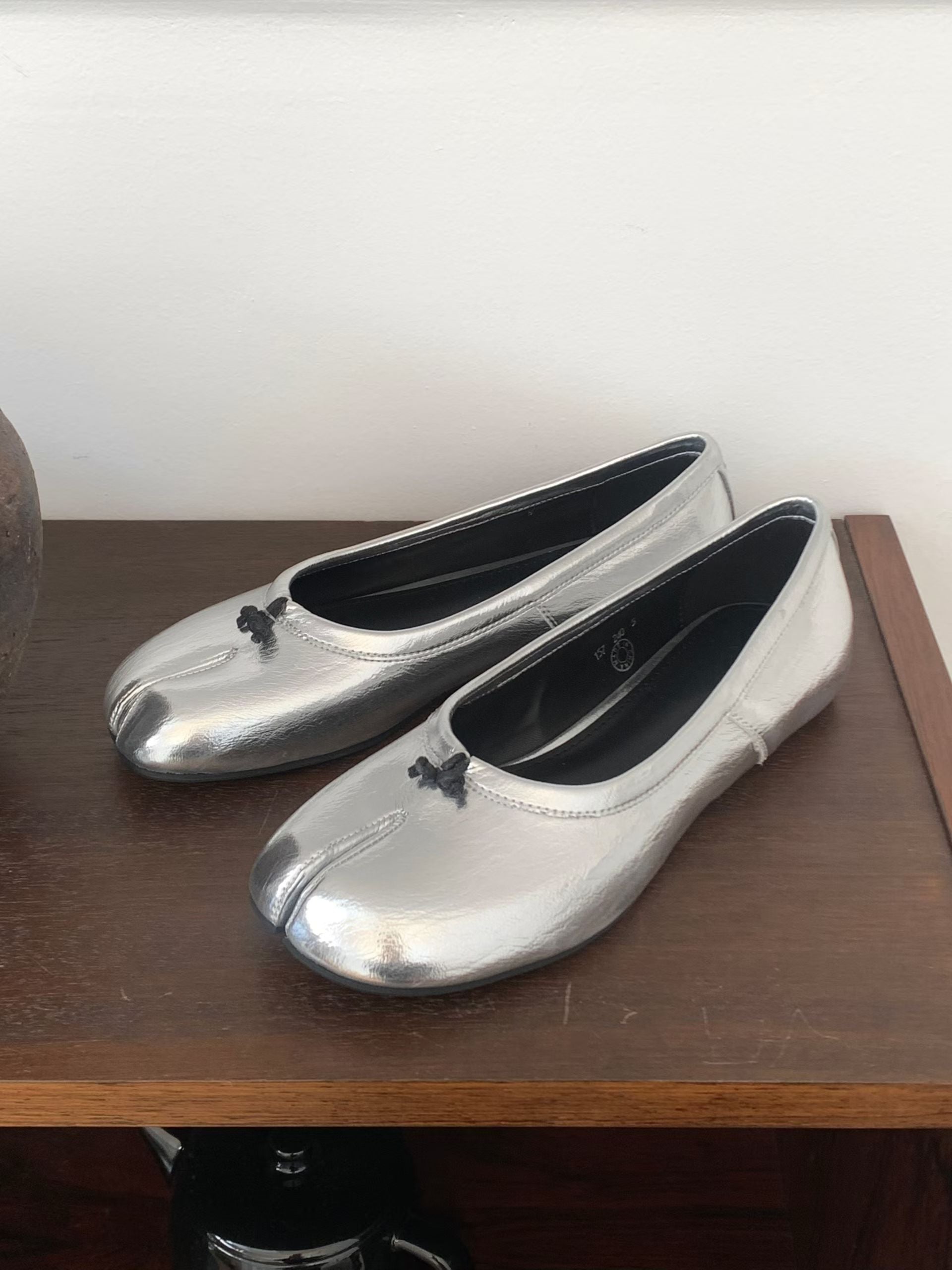 F128 Melt Tabi Shoes