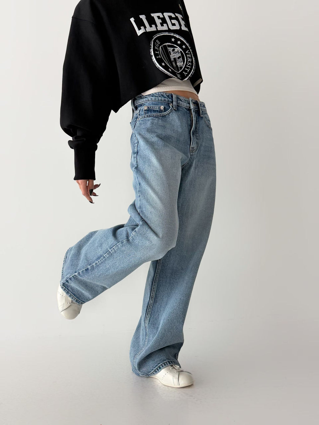 B109 Straight-Leg Denim (Display)