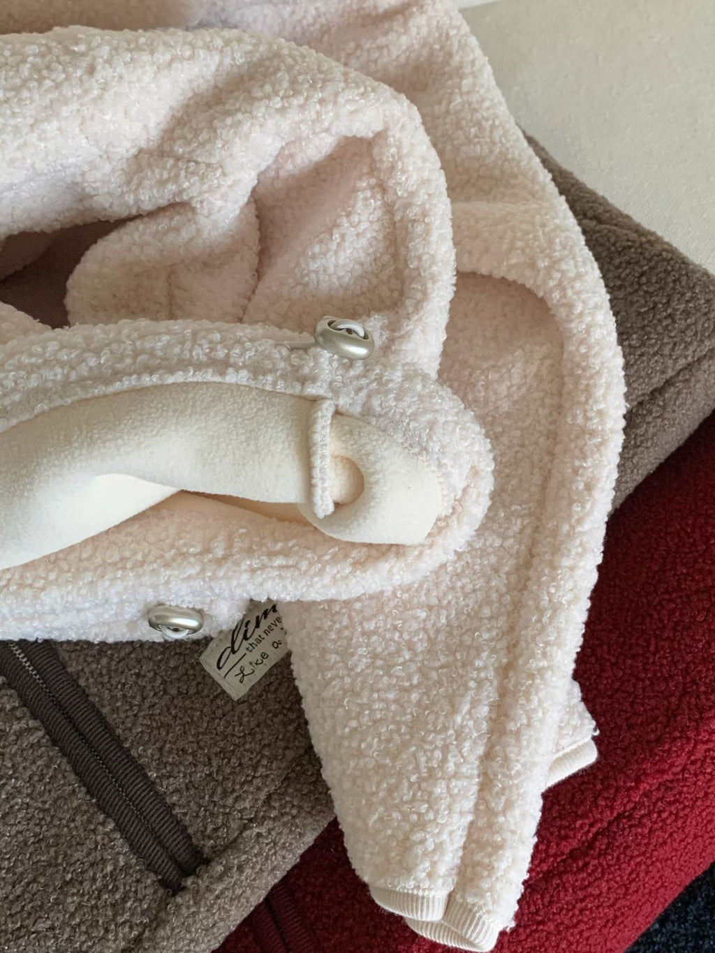 T177 Cloudbound Fleece Top