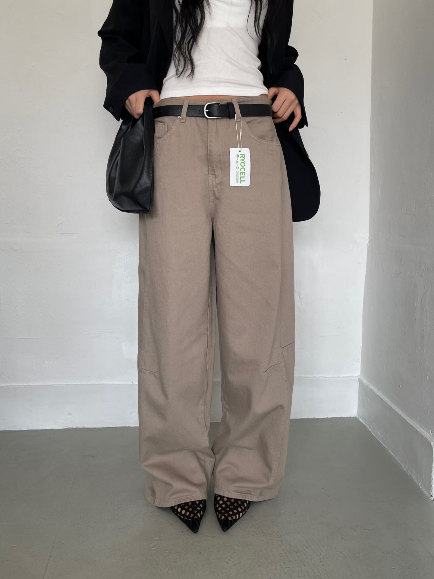 B190 Taupe Barrel Pants