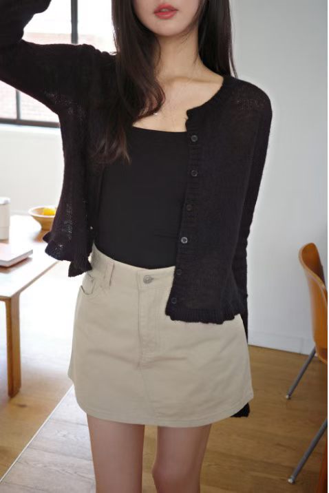 B175 Clean Cut Skort