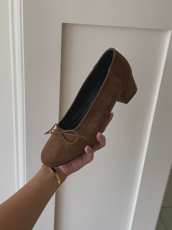 F135 Heel Ballet Flat