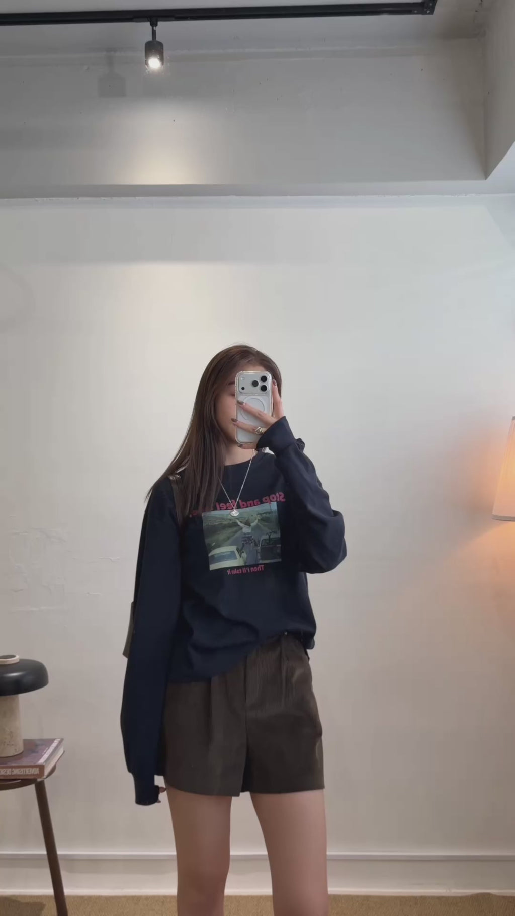 T161 Feel Free Longsleeve (Display)