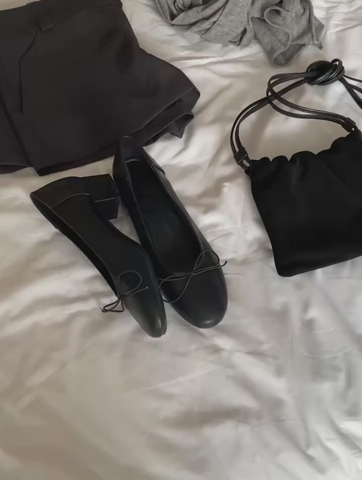 F135 Heel Ballet Flat