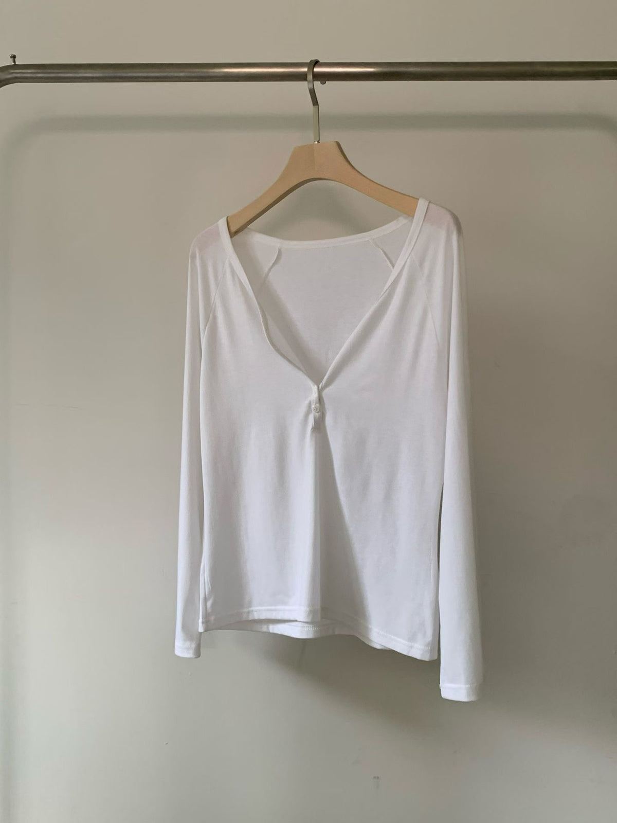 T222 Roll-Tab Henley Top - White